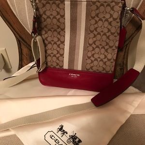 COACH NEW cross over bag
